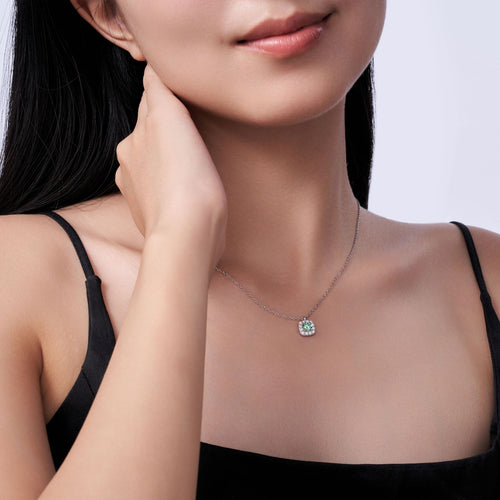 Elegant Mozanite Clavicle Necklace for Women - Dazzling Design