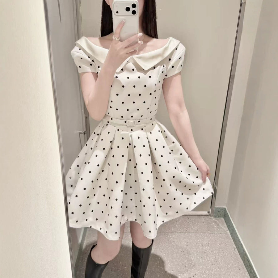 Notch Lapel Defined Waist Short Dress for Effortless Style