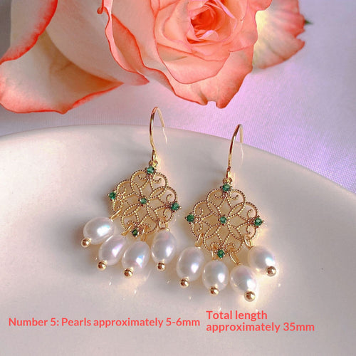New Natural Freshwater Pearl Stud Earrings - Elegant & Timeless