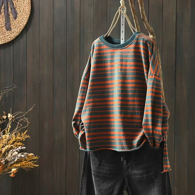 Womens Loose-fitting Green-striped T-shirt for Comfort