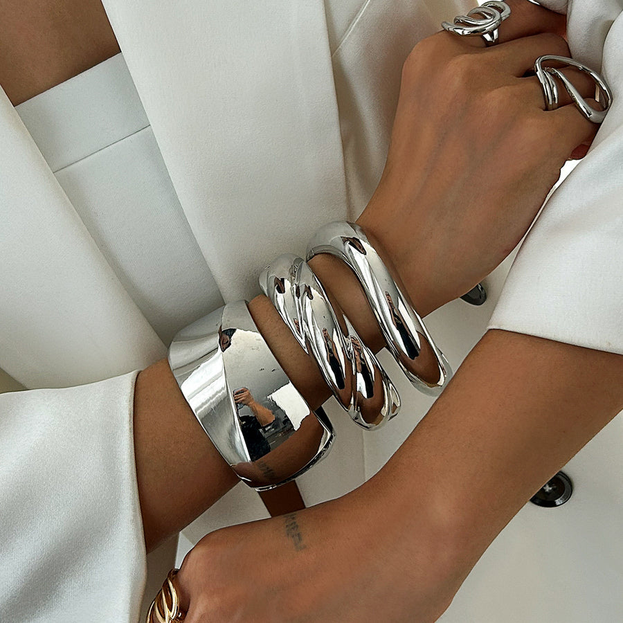 Exaggerated Glossy Fashion Wide Open Bangle for Women