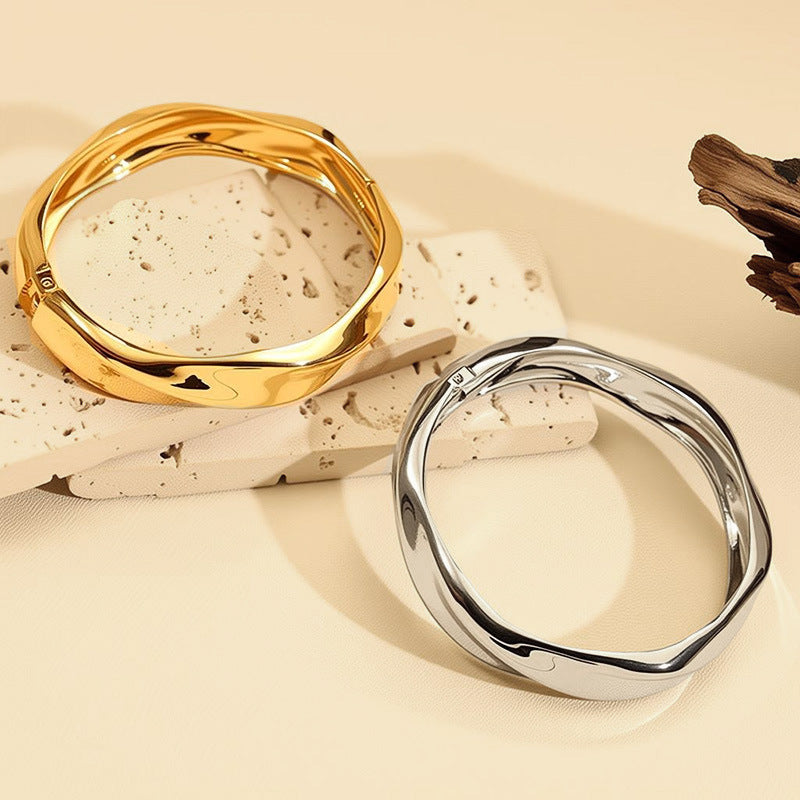 Womens Sophisticated Minimalist Geometric Wave Bracelet