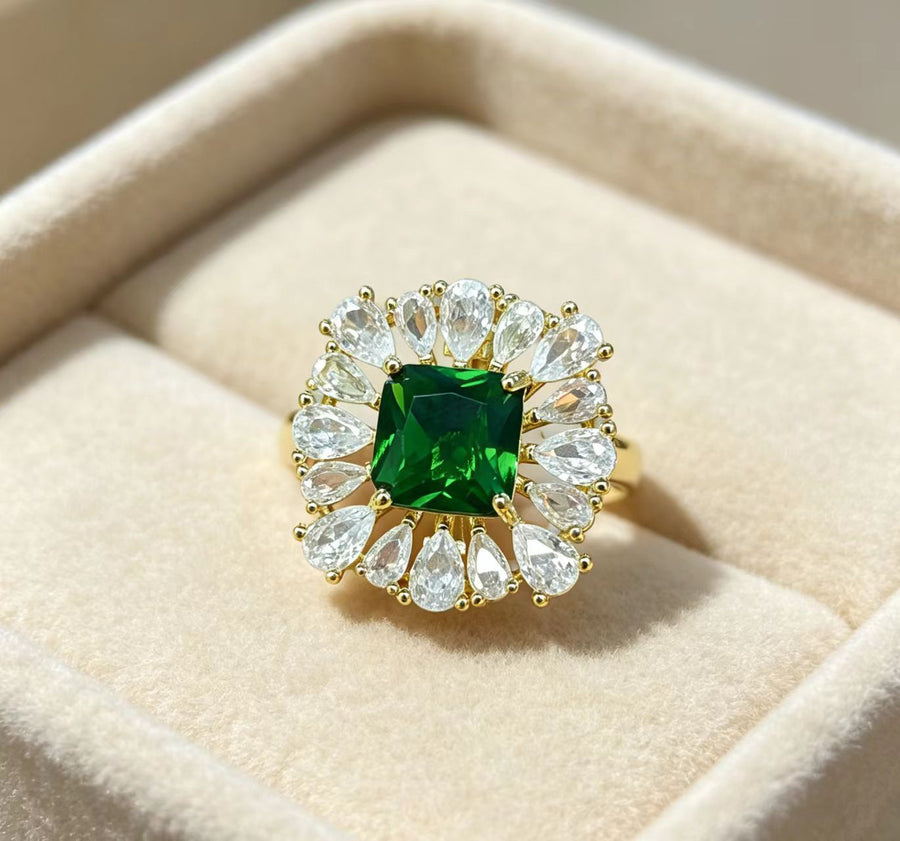Fashionable Gemstone Ring with European and American Style