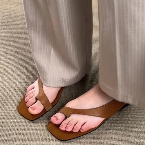Retro Square-Toe Flat Sandals for Women - Versatile Style