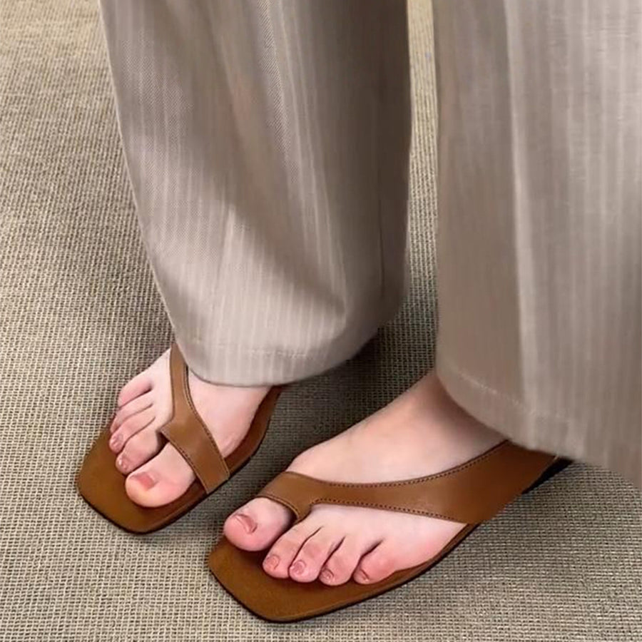 Retro Square-Toe Flat Sandals for Women - Versatile Style