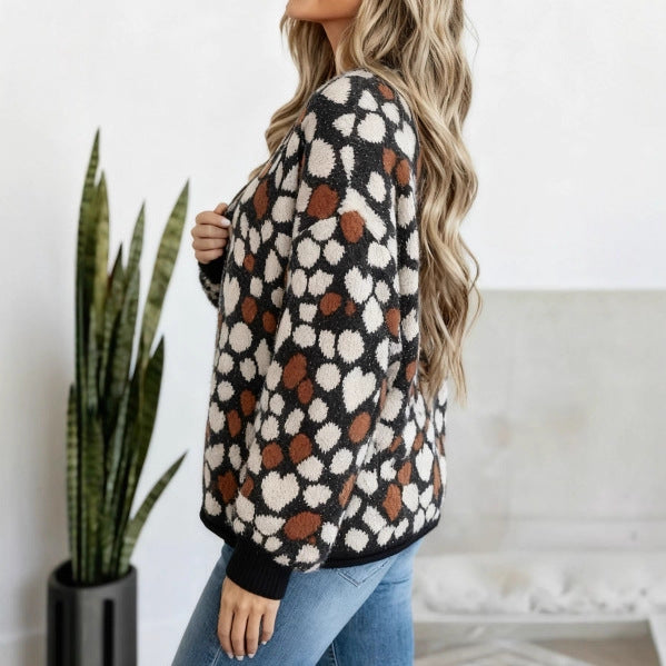 Womens Heart-Printed Round-Neck Cardigan Top for Everyday Style