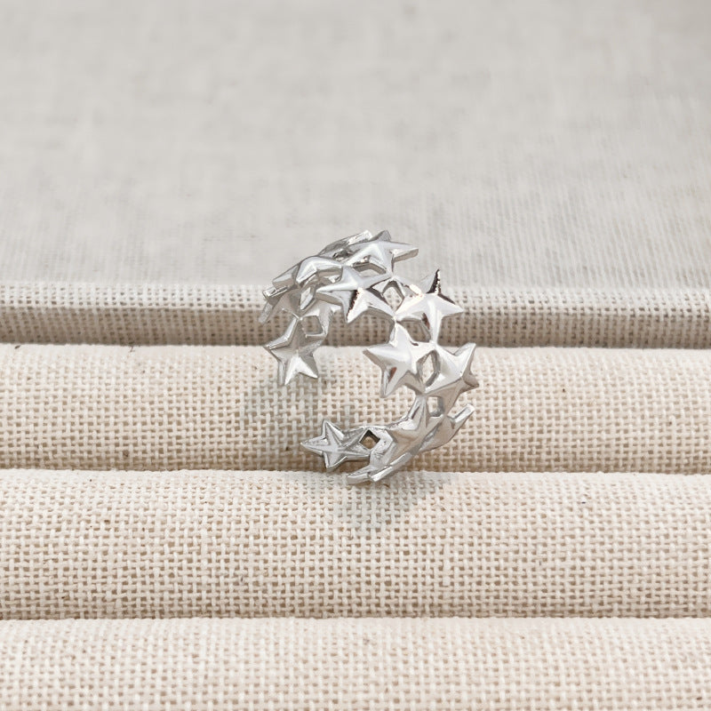 Colorfast Hollowed-out Heart Ring for Women - Trendy Accessory