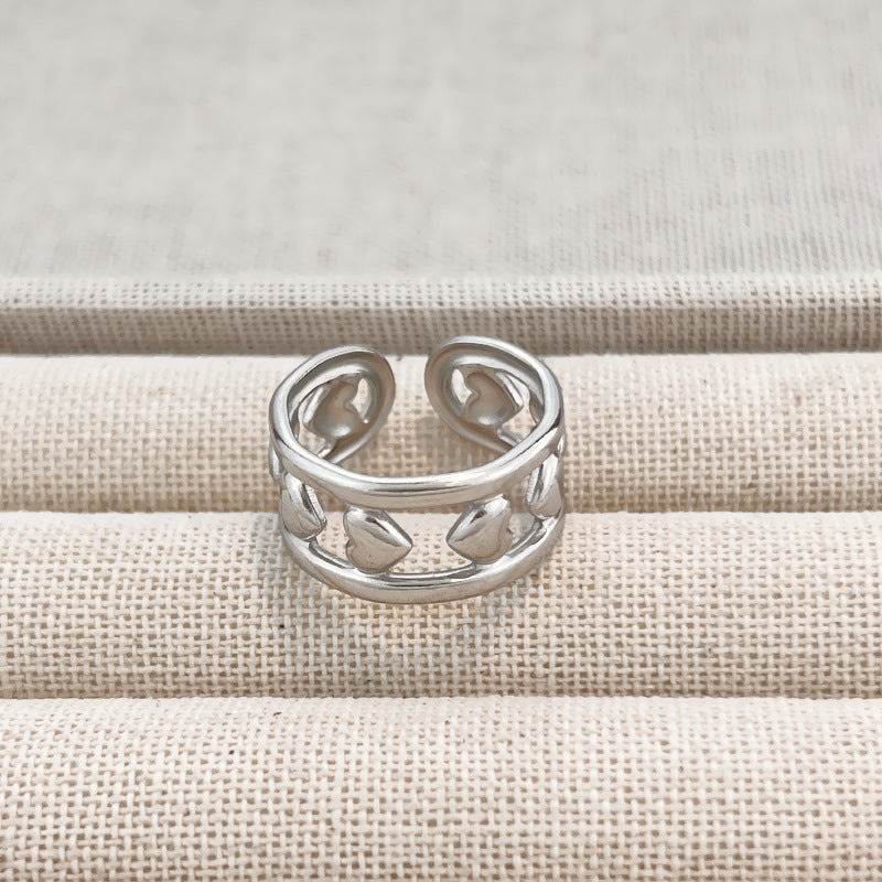 Colorfast Hollowed-out Heart Ring for Women - Trendy Accessory