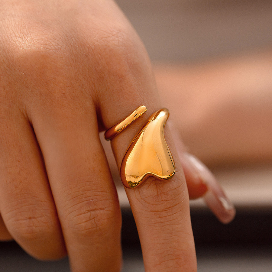 Open-ring Womens Ring With A Loving Heart Design