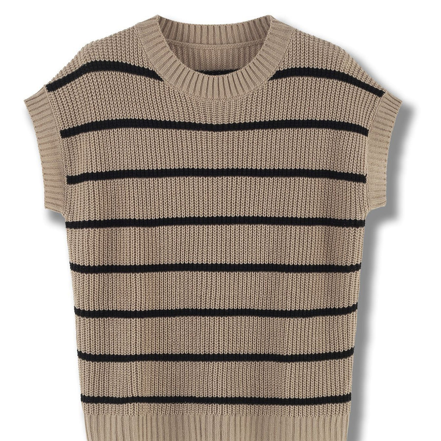 Best-selling versatile striped sweater vest for every occasion
