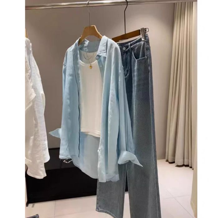 Womens French-style White Linen Shirt for Effortless Elegance