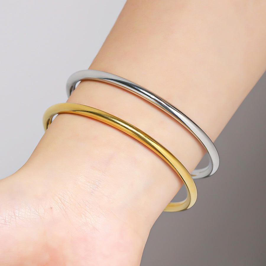 Stainless Steel Bangle with Traditional Polished Surface