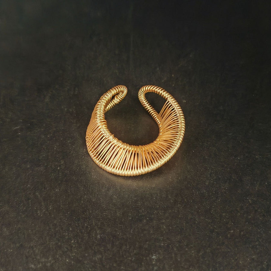 Niche Intricately Cut-out Statement Ring for Versatile Style
