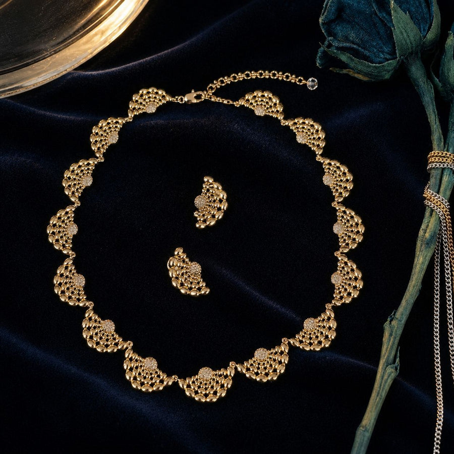 Fashionable Hollowed-out Chain Necklace & Drop Earrings Set