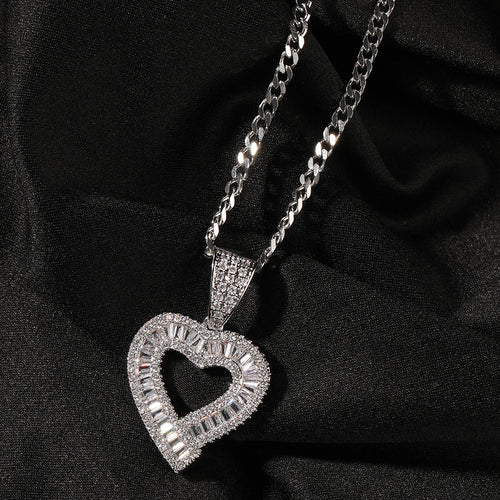 Retro-style Heart Pendant Necklace for Women - Unique Jewelry