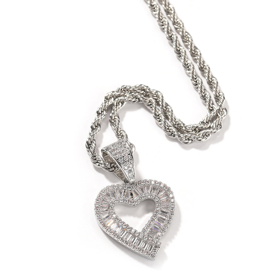 Retro-style Heart Pendant Necklace for Women - Unique Jewelry