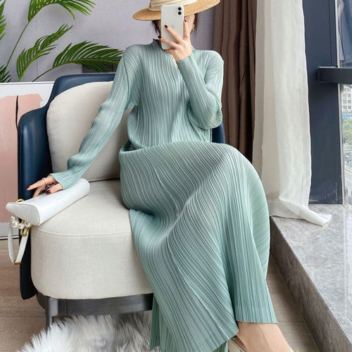 Fashionable Slim-fit Pleated Dress for Women - Trendy Style