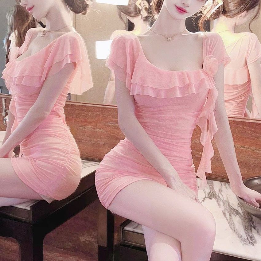 Mesh Tassel Dress with Waist-Cinching Pleated Skirt