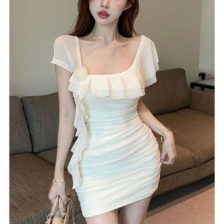 Mesh Tassel Dress with Waist-Cinching Pleated Skirt