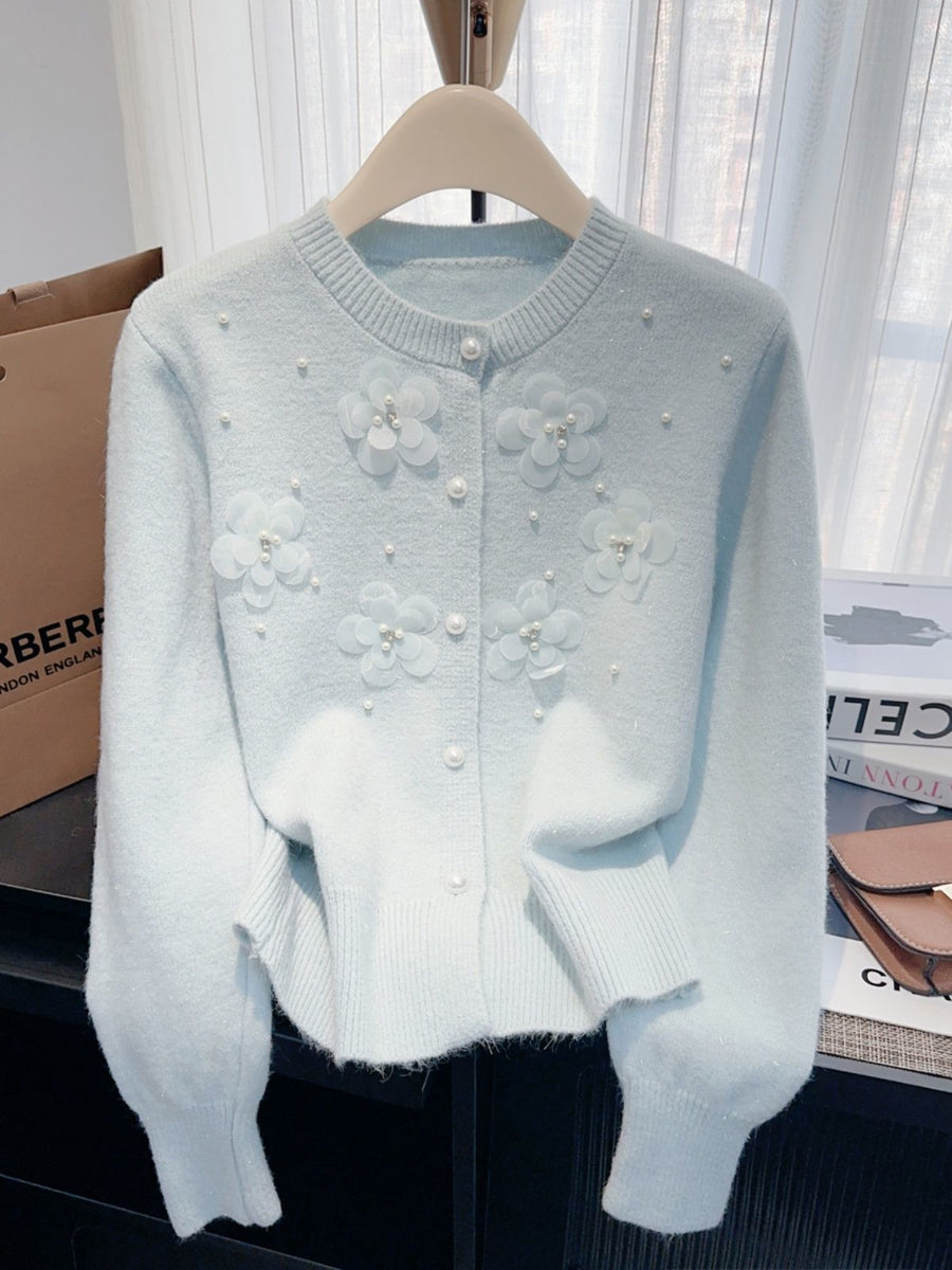 Heavy-duty Three-dimensional Floral Soft Wool Knit Coat