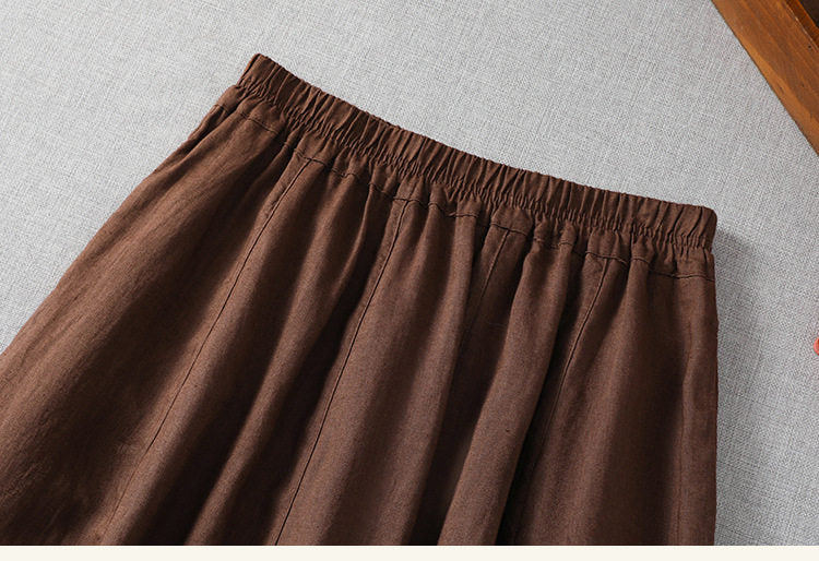 Simple Solid-Color Artistic Mini Skirt for Women