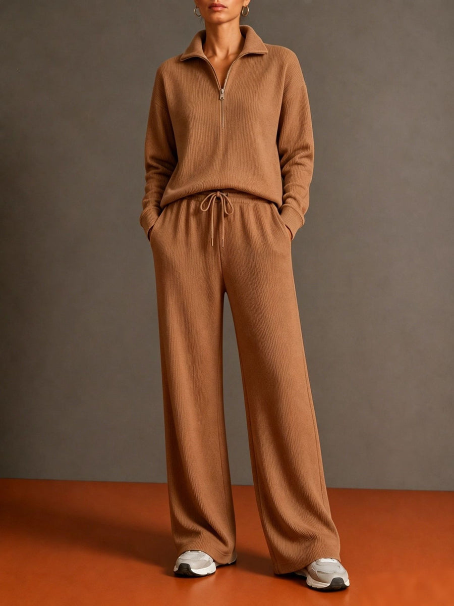 Womens Sportswear Set with Mock Neck and Zipper - Knit Set