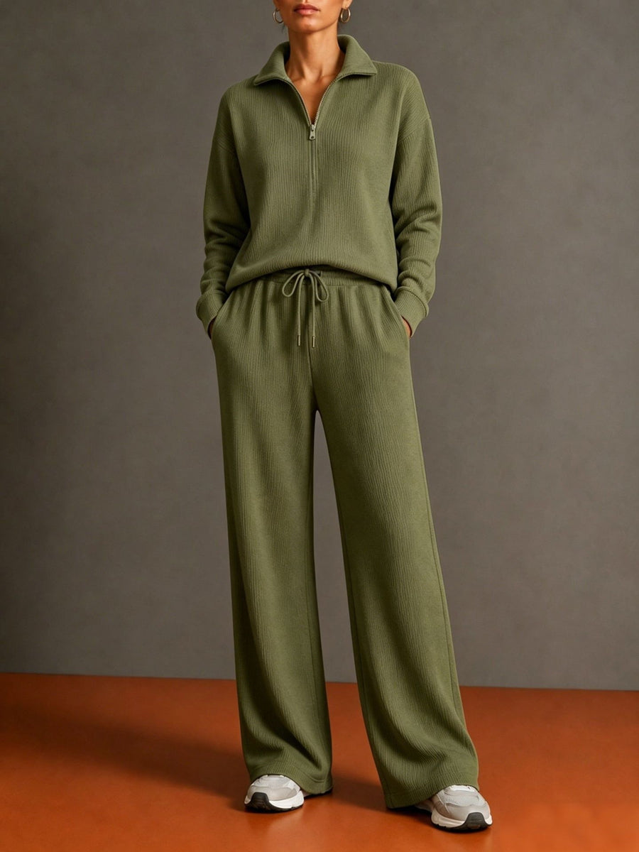Womens Sportswear Set with Mock Neck and Zipper - Knit Set