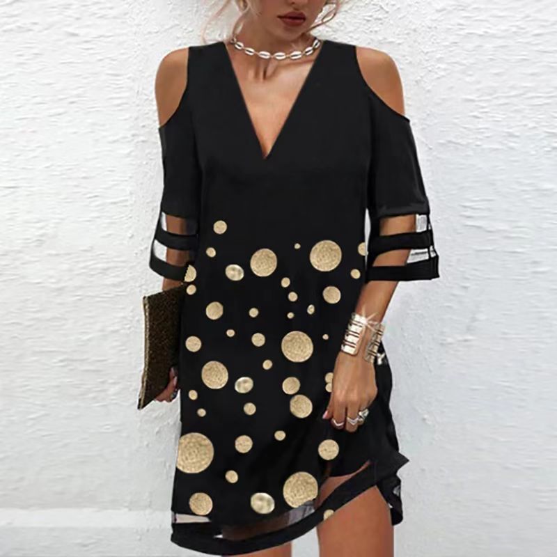 V-neck Patterned Tulle Short-sleeve Dress for Effortless Style