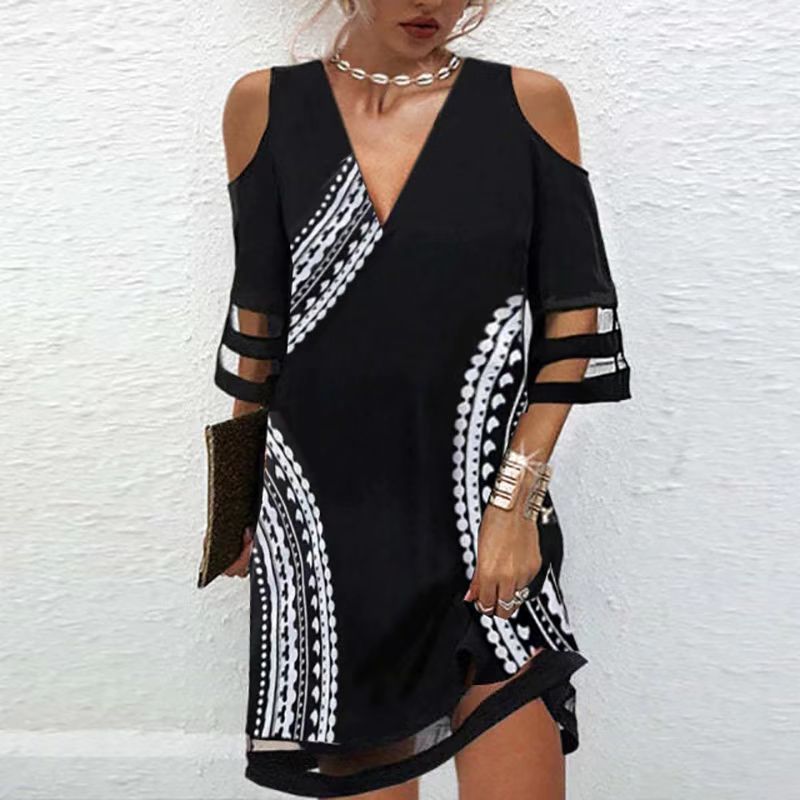 V-neck Patterned Tulle Short-sleeve Dress for Effortless Style