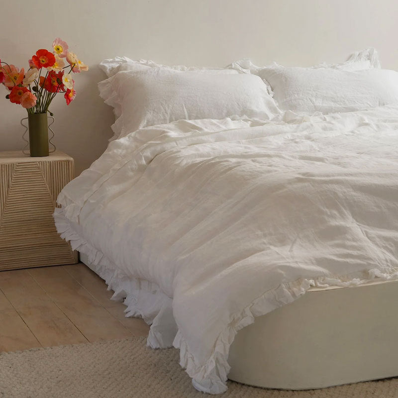 Linen Four-Piece Set with French-style Ruffled Hem