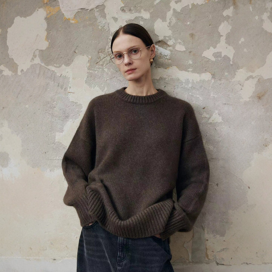 Loose Laid-back Knit Top Cashmere Sweater for Effortless Style
