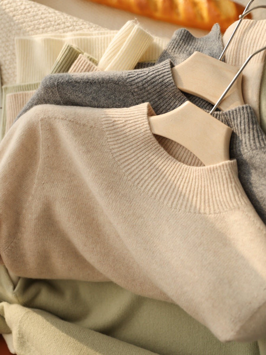 Wear Everywhere Versatile Seamless Wool Knit Sweater