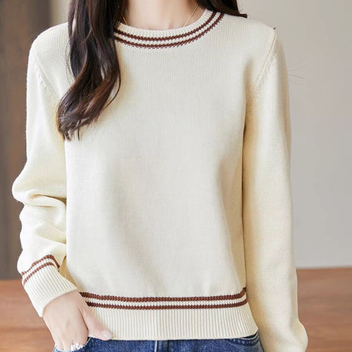 Knit Women's Round-Neck Sweater for Cozy Style