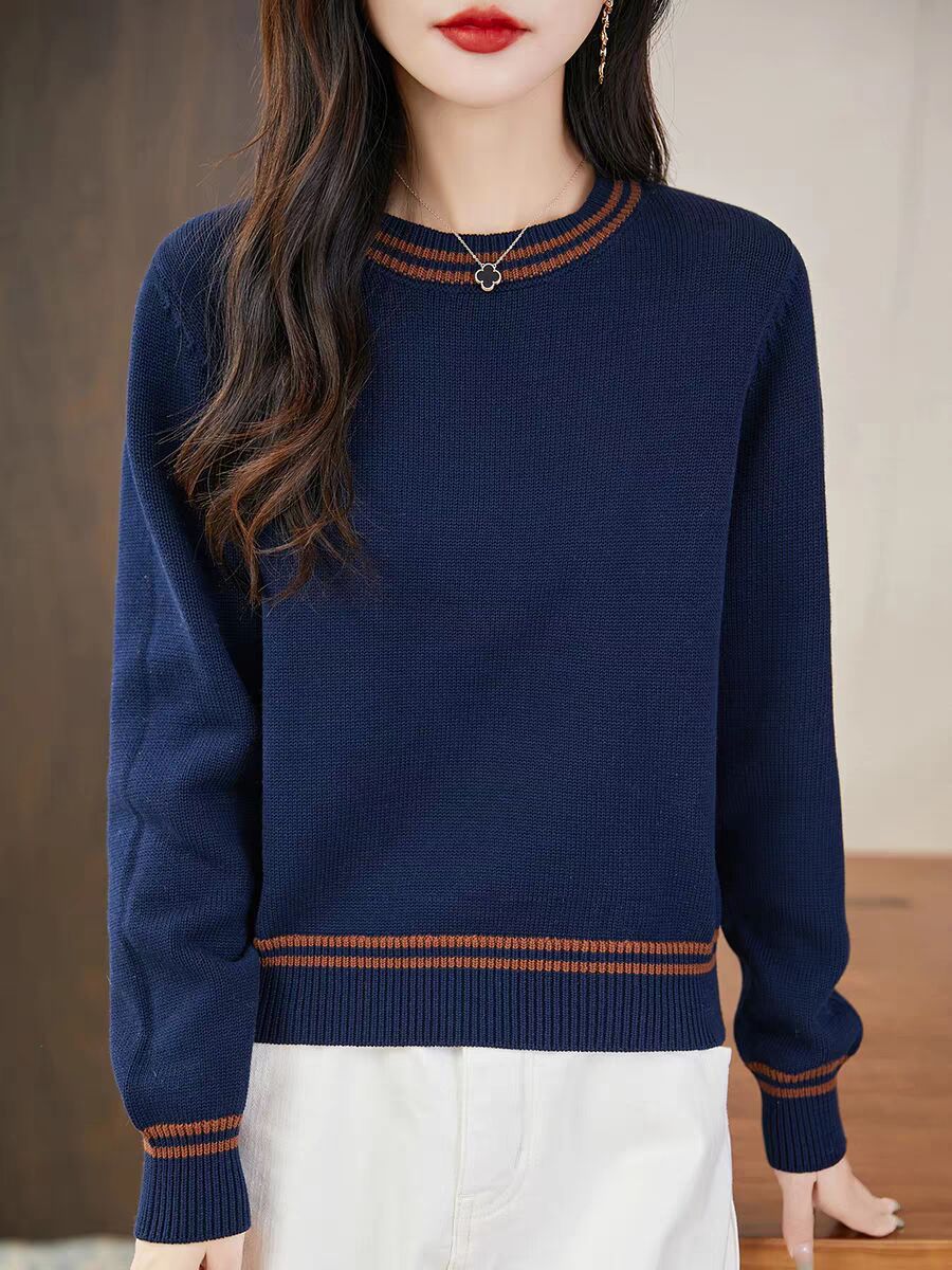 Knit Women's Round-Neck Sweater for Cozy Style