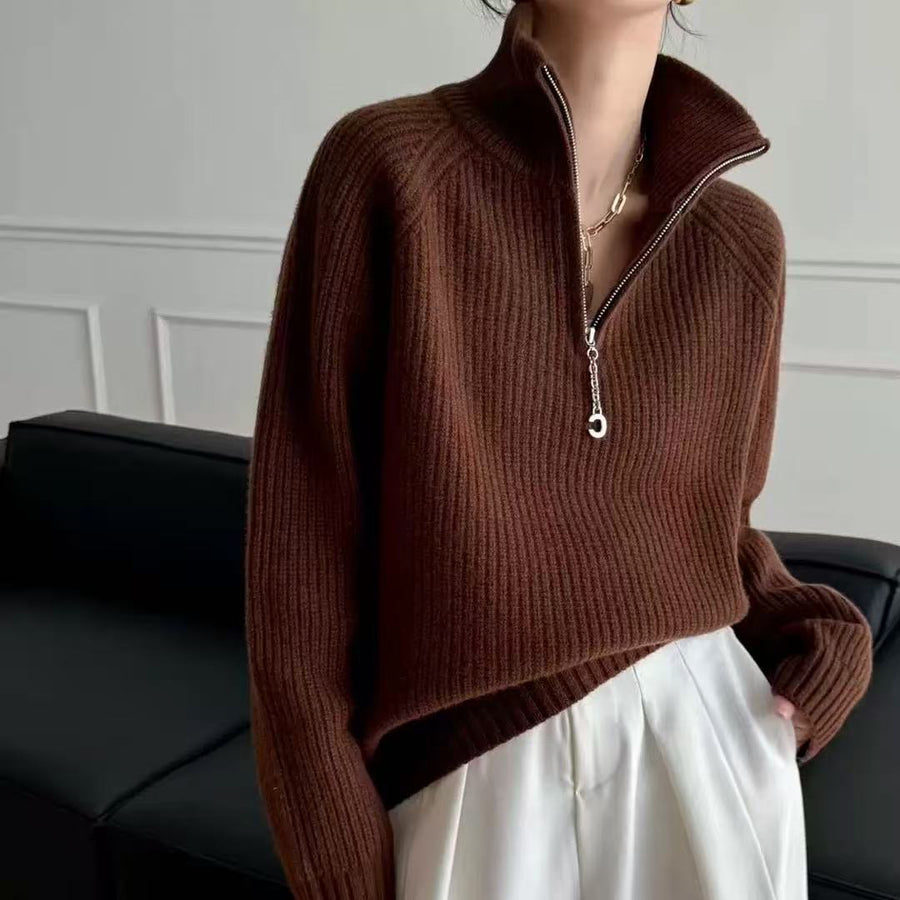 Cozy Fallwinter Sweater - Loose-fitting and Thick