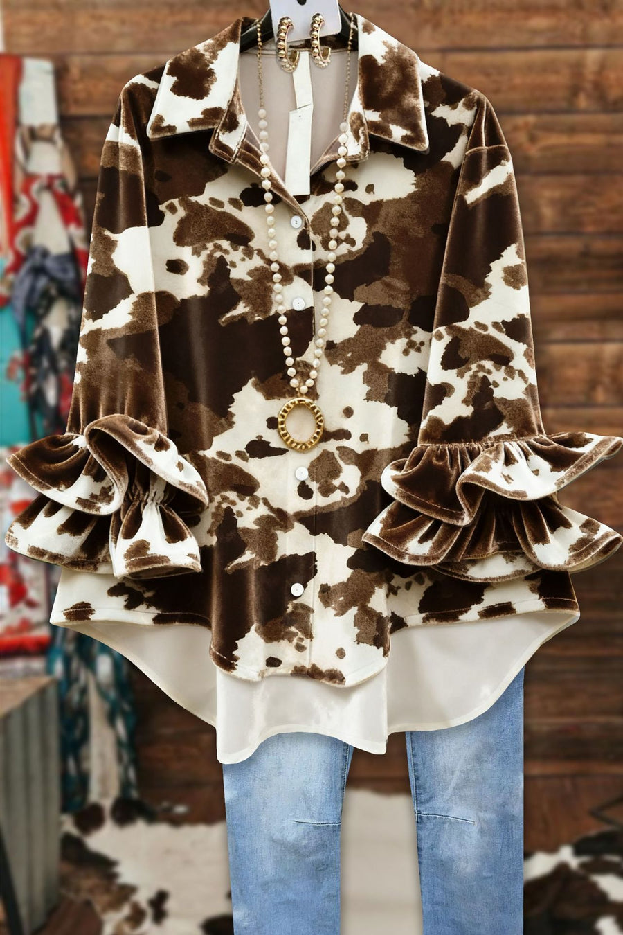 Casual Women's Ruffled-Edge Shirt for Effortless Style