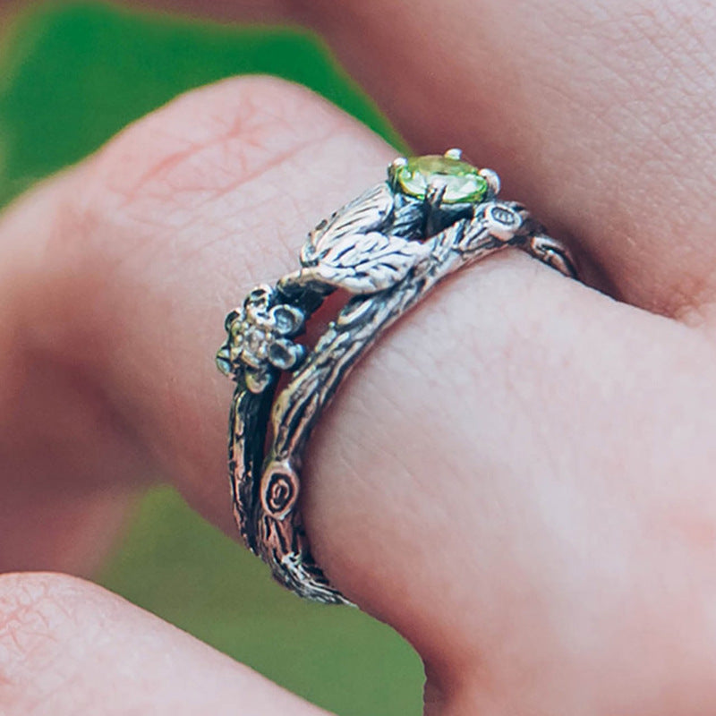 Retro-style Adjustable Ring in Antique Silver Finish
