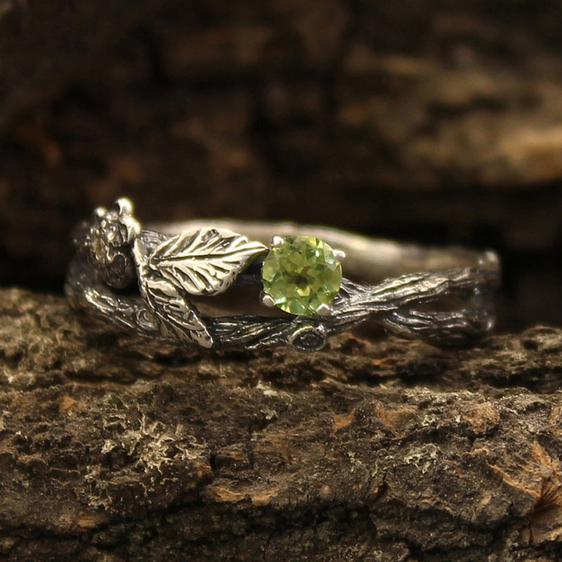 Retro-style Adjustable Ring in Antique Silver Finish