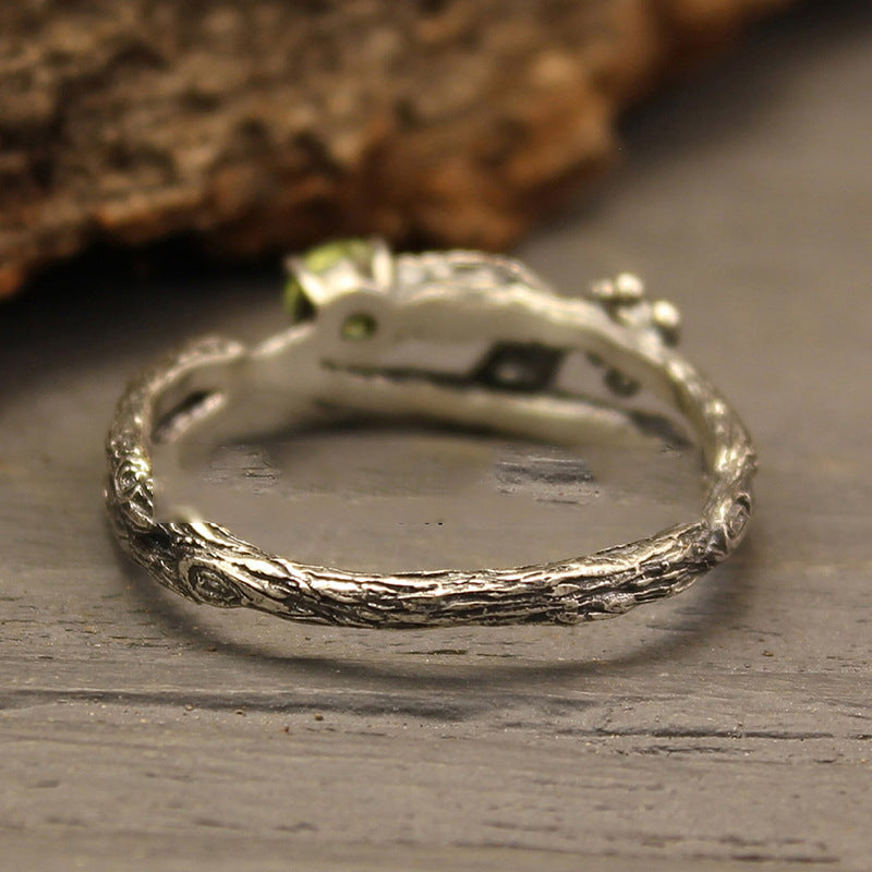 Retro-style Adjustable Ring in Antique Silver Finish