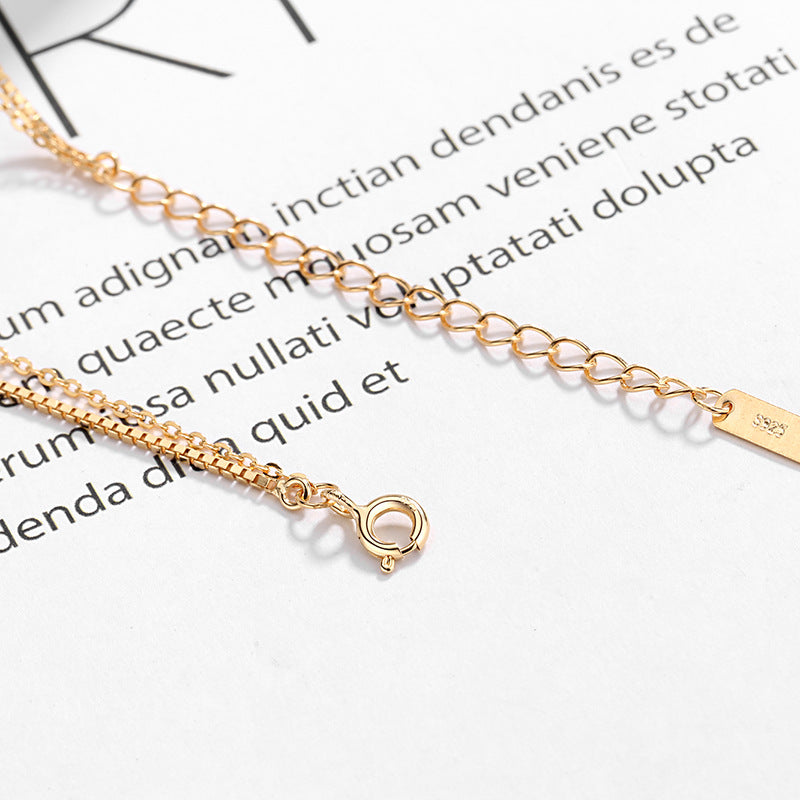 Womens Stylish Elegant and Versatile Chain Necklace