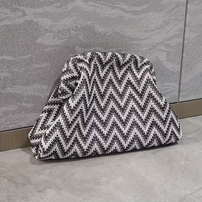 Portable Large-Capacity Knitted Cosmetic Bag - Stylish & Functional