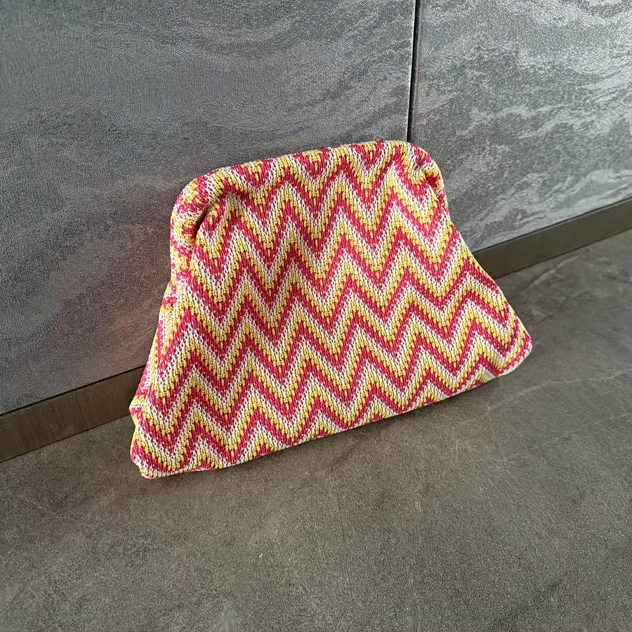 Portable Large-Capacity Knitted Cosmetic Bag - Stylish & Functional
