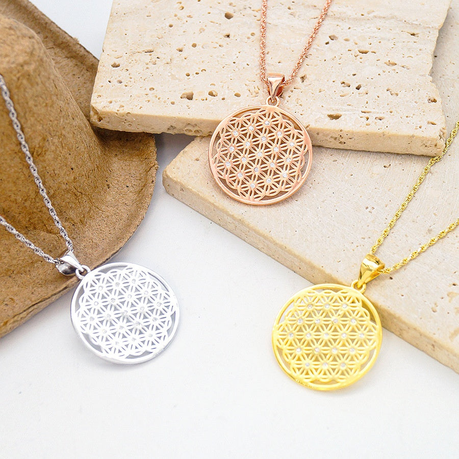 Affordable Luxury Minimalist Elegant Necklace in 925 Silver