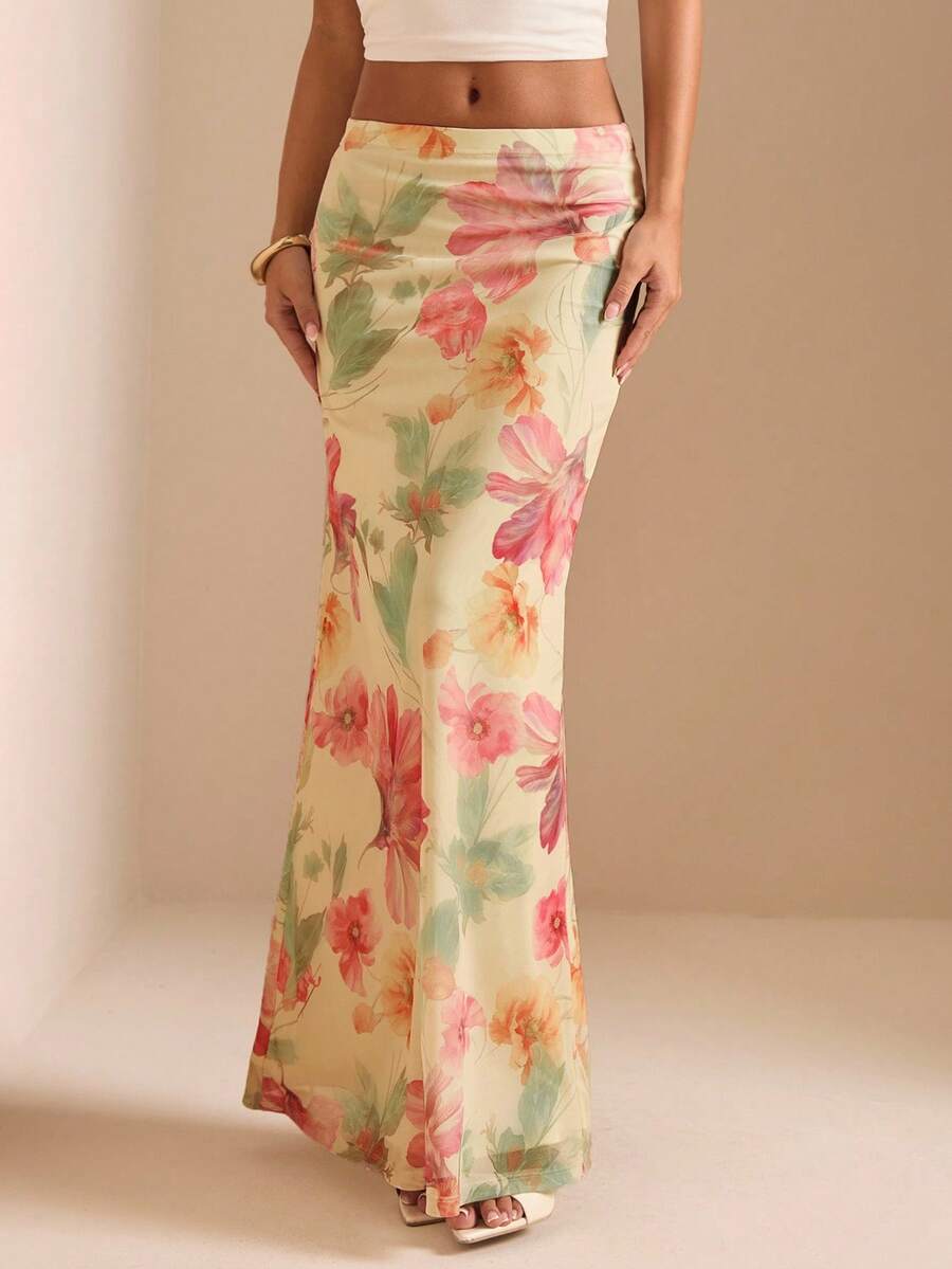Elegant Cream-yellow Floral Mermaid Dress for Every Occasion