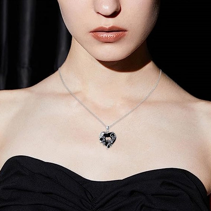 Gothic Heart Skull and Bat Necklace - Retro Dark Style