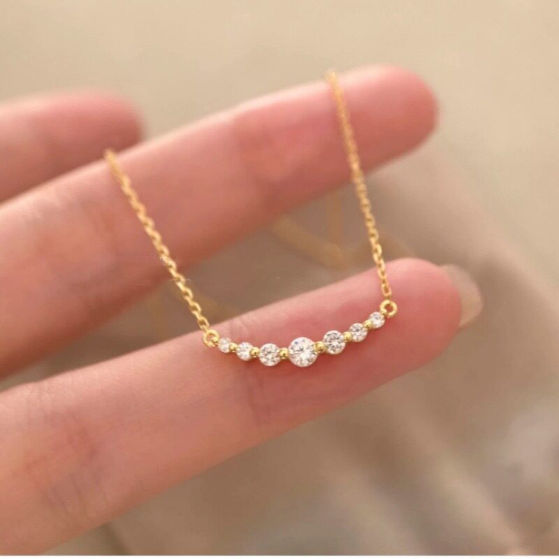 Korean-style Smiling Pendant Necklace for Women