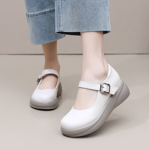 Vintage Chunky-soled Shoes: Full-grain Leather Mary Jane Style