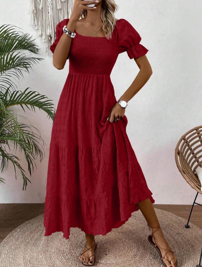 Square-neck Waist-cinched Elegant Short-sleeved Dress