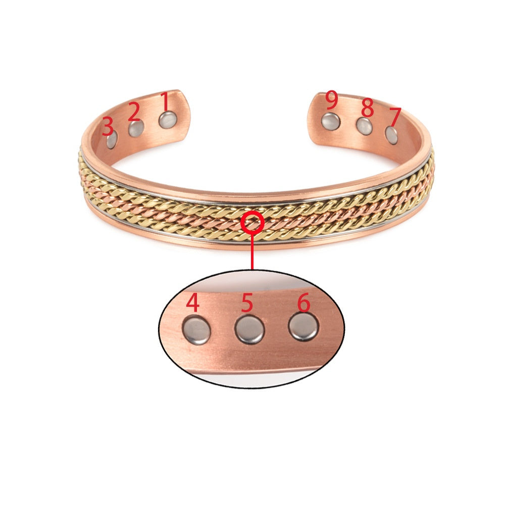 Handwoven Twisted Rope Pattern Cable Bracelet - Stylish Organizer