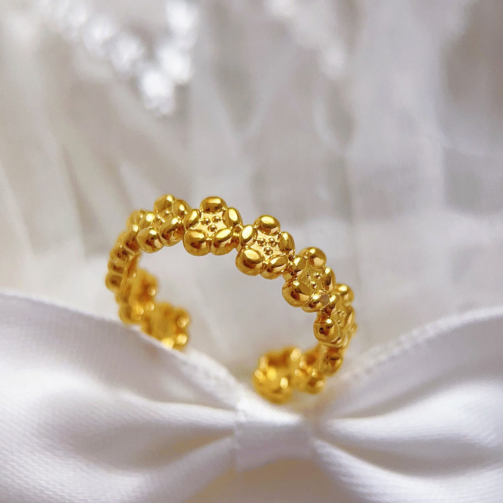 Stainless Steel Heart-shaped Ring for Women - Trendy Accessory